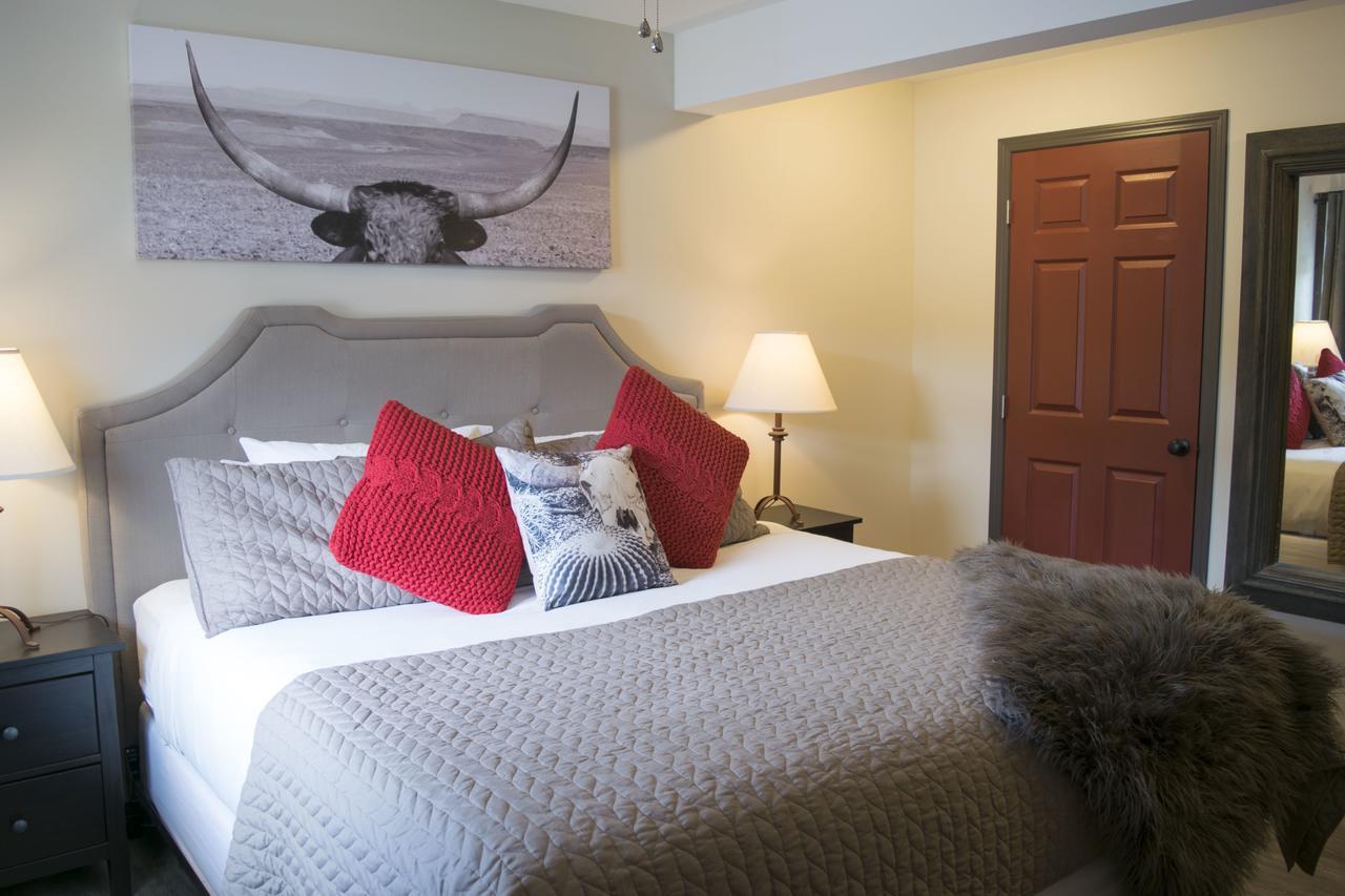 Yamnuska Suites Canmore Eksteriør billede